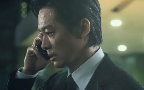 千元律师男主为什么变颓废