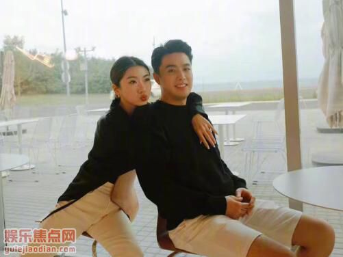 程晓玥宣布怀孕