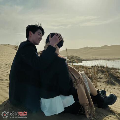 秦牛正威公开恋情