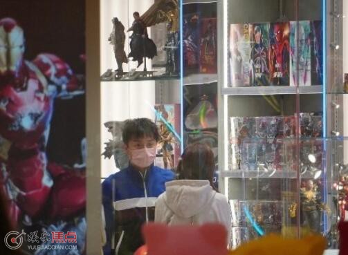 方力申承认恋情