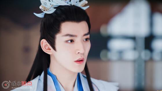 长月烬明萧凛角色介绍