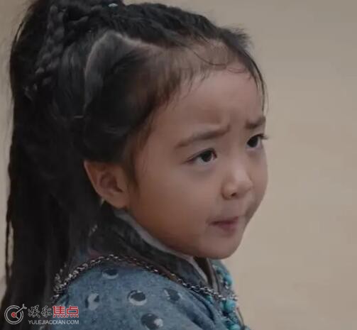 长月烬明月扶崖不是男的吗