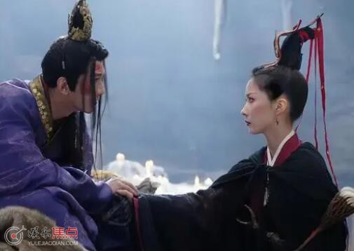 长月烬明符玉是什么人