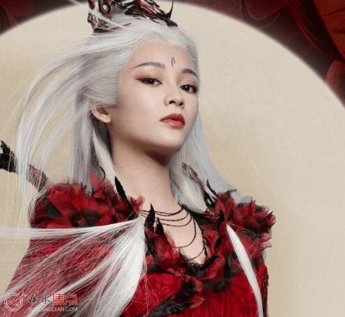 长月烬明姒婴和妹女什么关系