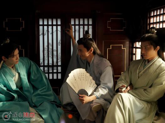 长风渡谁和谁一对