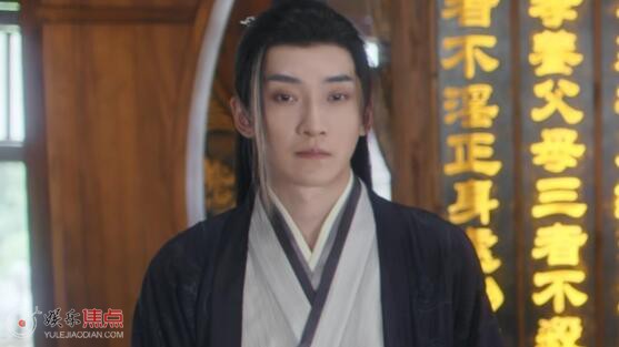 莲花楼云彼丘喜欢谁