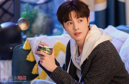 她的城英小美李傲霖最后分手了吗