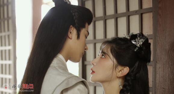 红袖暗卫是什么小说改编的