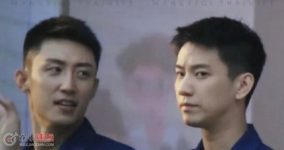 他从火光中走来楼明冶和南初什么关系