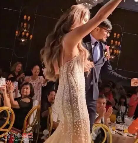 张震岳举行49岁婚礼