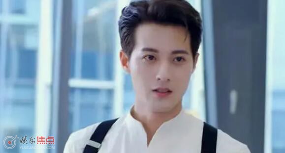 反击罗曼史男主真实身份是什么