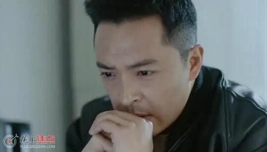 雾中系铃人飞鹰是谁