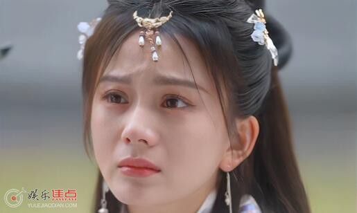 黑莲花上位手册女主是什么身份