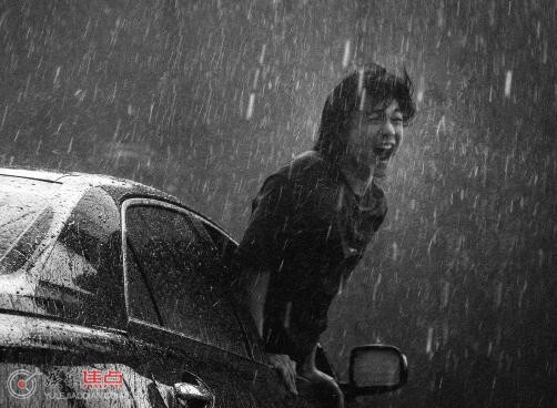 李苗苗最后被老金杀了吗