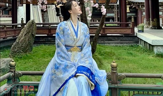 易文君为什么不管无心