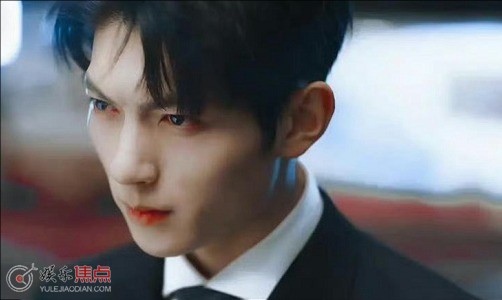 对我而言危险的他男主的真实身份