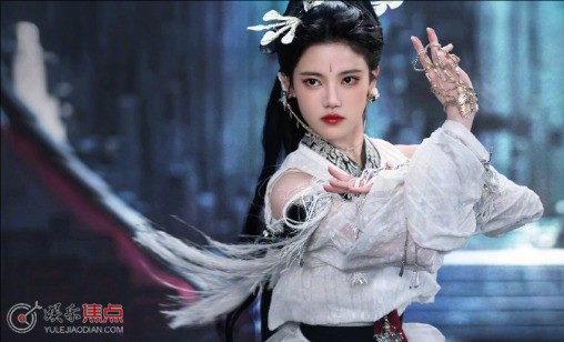 千朵桃花一世开暮悬铃身世