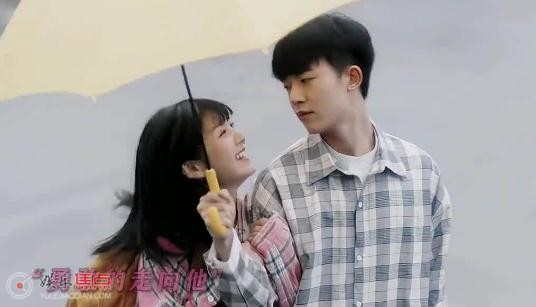 李明德和田曦薇是不是情侣